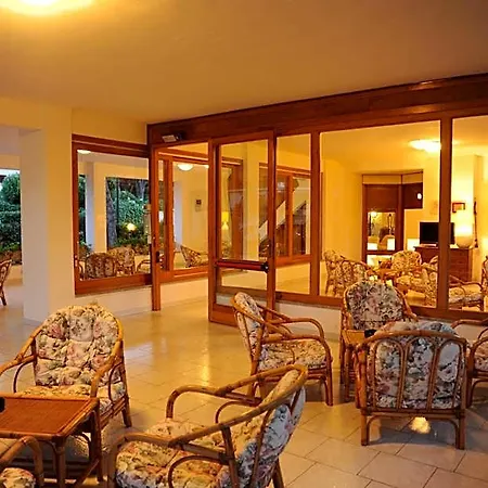 Hotel Lilly