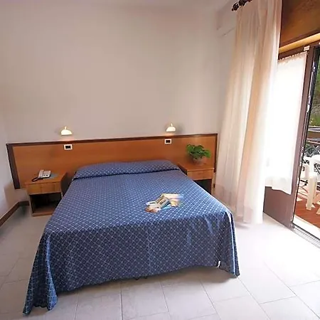 Lilly Hotel Marina di Campo