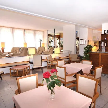 Lilly Марина-ди-Кампо